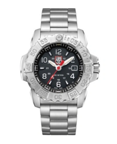Luminox Men's 3252 Navy Seal Stainless Black Dial Bracelet Watch In Silver