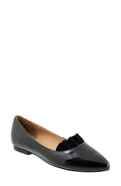 Trotters Elsie Pointed Toe Flat In Black Pat