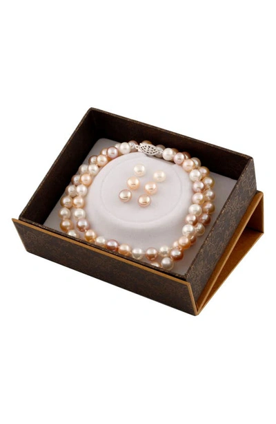 Splendid Pearls Cultured Freshwater Pearl Necklace And Stud Earrings Set In Gold