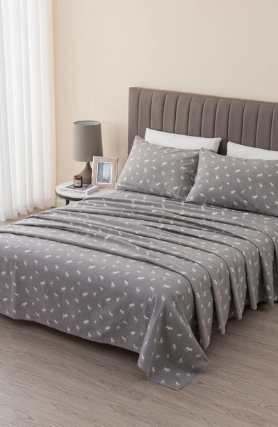 Woven & Weft Turkish Cotton Holiday Print Sheet Set In Grey Moose