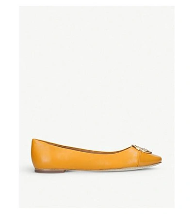 Tory Burch Chelsea Leather Ballerina In Mustard