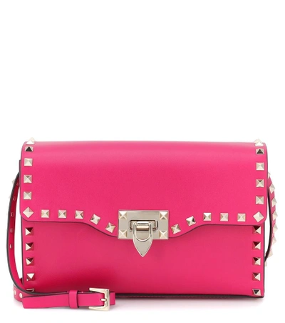 Valentino Garavani Rockstud Leather Shoulder Bag In Pink