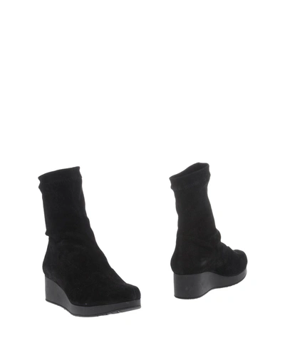 Robert Clergerie Ankle Boot In Black