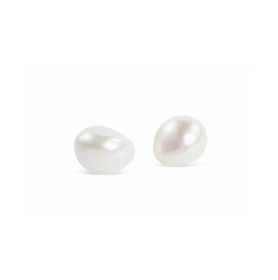 Olivia & Pearl Uat Baroque Stud Earrings White In O&p/bse/9ct