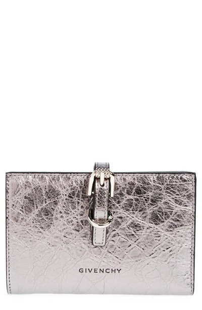 Givenchy Voyou Crinkled Metallic Leather Bilfold Wallet In Silvery Grey