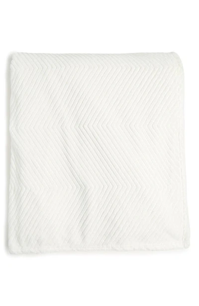 Northpoint Cheron Stitch Holiday Throw Blanket In White ModeSens