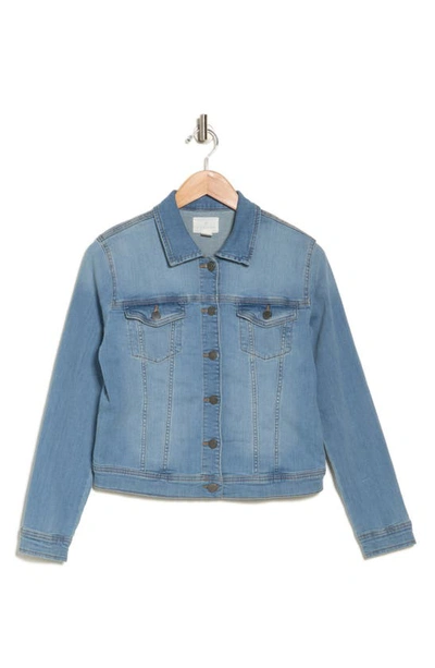 Caslon Classic Crop Denim Jacket In Light Wash