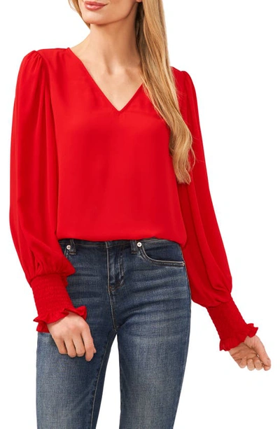 Cece Smocked Cuff V-neck Top In Lipstick Red