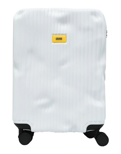 Crash Baggage 行李箱与旅行袋 In White