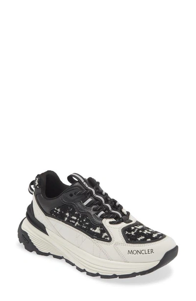 Moncler Lite Runner Low Top Sneaker In White/ Black