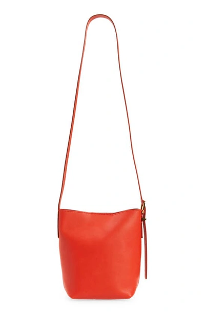 Madewell The Essential Mini Bucket Tote In Wild Poppy