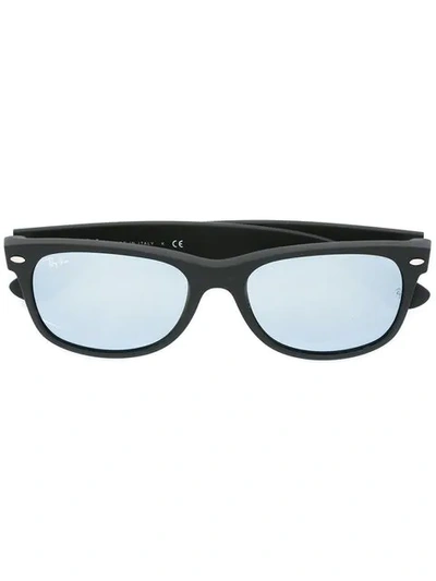 Ray Ban Wayfarer Sunglasses In Black