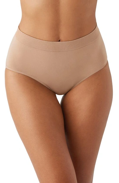 Wacoal B Smooth Briefs In Praline