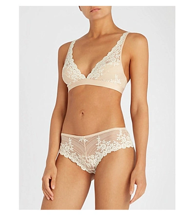 Wacoal Embrace Lace Stretch-lace Soft-cup Bra In Sand,ivory
