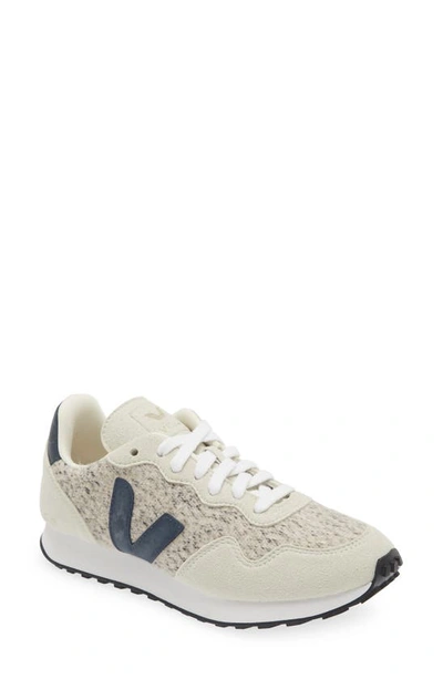 Veja Sdu Alveomesh Flannel Sneaker In White