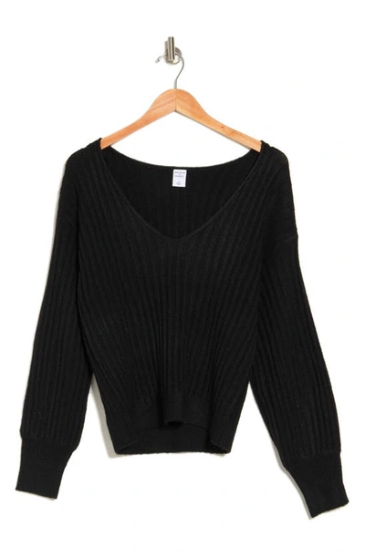 Melrose And Market V-neck Ribbed Pullover Sweater In Black