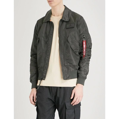 Alpha Industries Alpah 外壳 轰炸机 夹克 In Grey Black