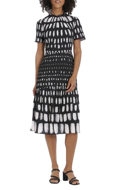 Maggy London Abstract Print Tiered Midi Dress In Black/ Ivory/ Gray
