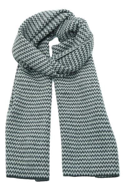 Portolano Zig Zag Jacquard Scarf In Heather Charcoal/ Light Grey