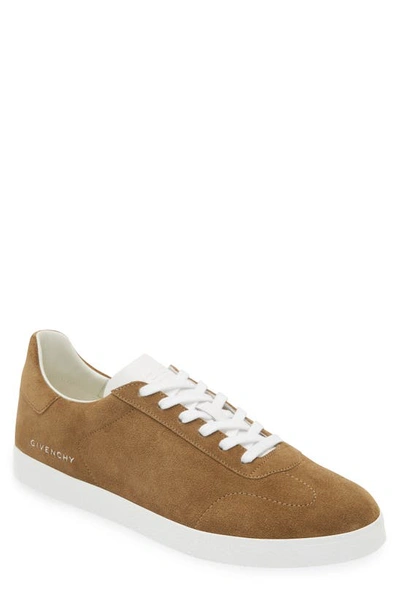 Givenchy Town Trainer In Light Brown