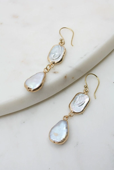 A Blonde And Her Bag Rome Earring In Pearl In Multi