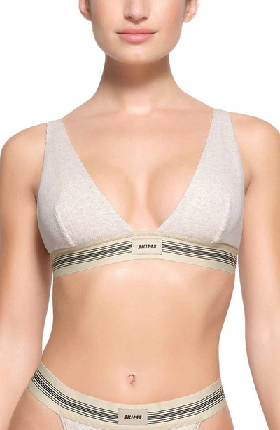 Skims Plunge Neck Rib Soft Cup Bra In Heather Oatmeal