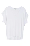 Amour Vert 'mayr' V-neck Tee In White