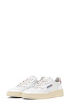 Autry Medalist Low Sneaker In White/ Mauve