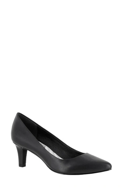 Easy Street Pointe Pointed Toe Patent Pump In Black