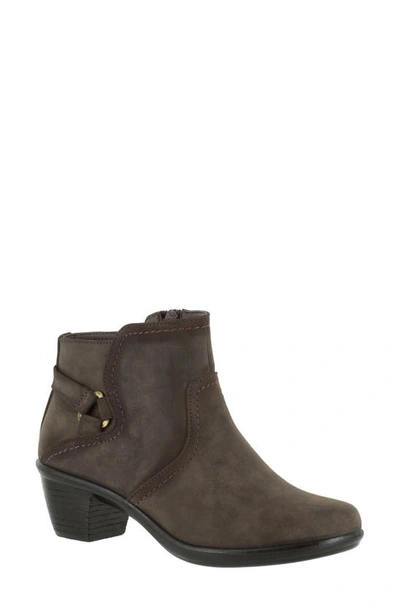Easy Street Dawnta Side Zip Boot In Smoke Matte