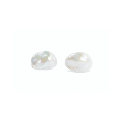 Olivia & Pearl Uat Keshi Stud Earrings White In O&p/kse/white/9ct