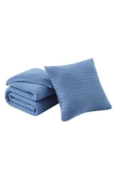 Southshore Fine Linens Chunky Blanket & Throw Pillow Cover Set In Blue