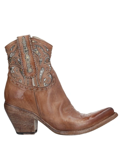 Damy Ankle Boot In Tan