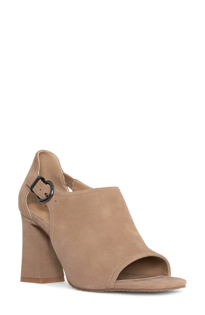 Nydj Larlie Ankle Strap Sandal In Taupe