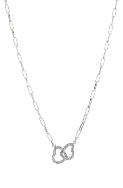Meshmerise Interlocking Hearts Paperclip Necklace In White