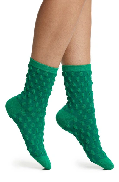 High Heel Jungle Dot Texture Crew Socks In Kelly Green