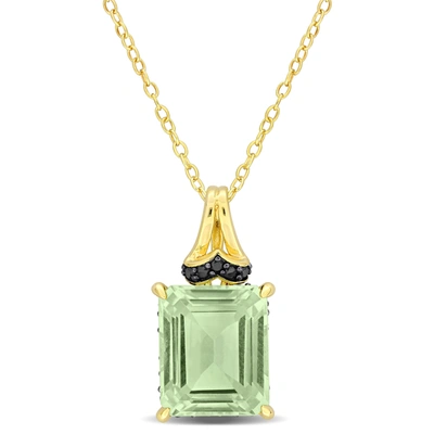 Mimi & Max 5 5/8ct Tgw Octagon-cut Green Quartz And Black Sapphire Pendant With Chain In Yellow Silver