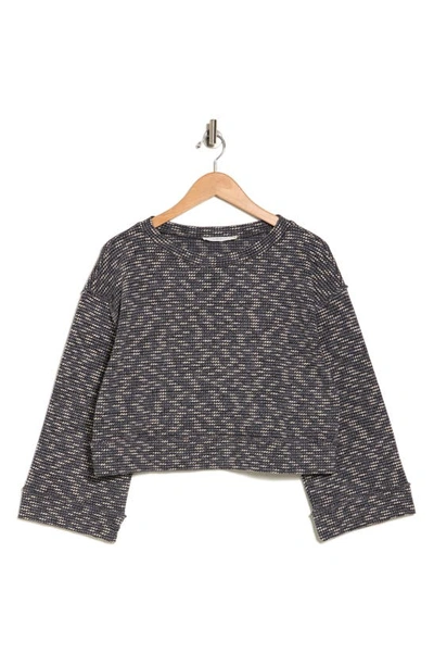 Lush Long Sleeve Boxy Crop Top In Midnight