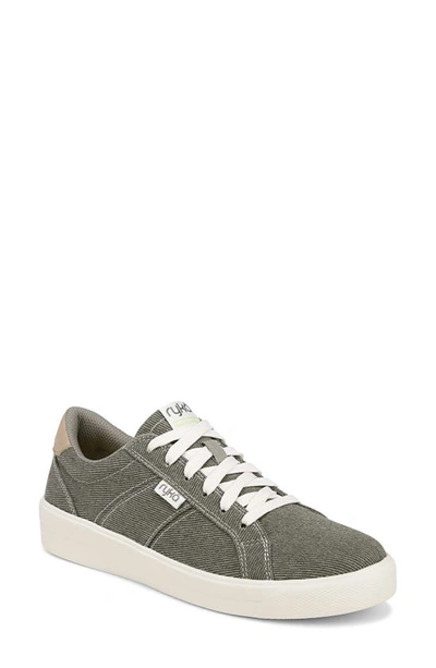 Ryka Viv Classic Low Top Sneaker In Green Canvas