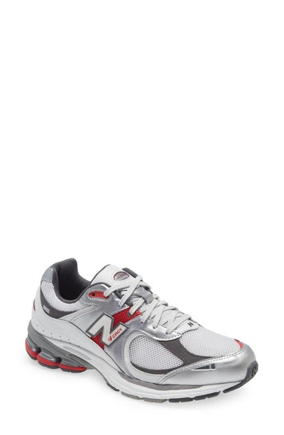 New Balance 2002r Sneaker In Silver/ Grey