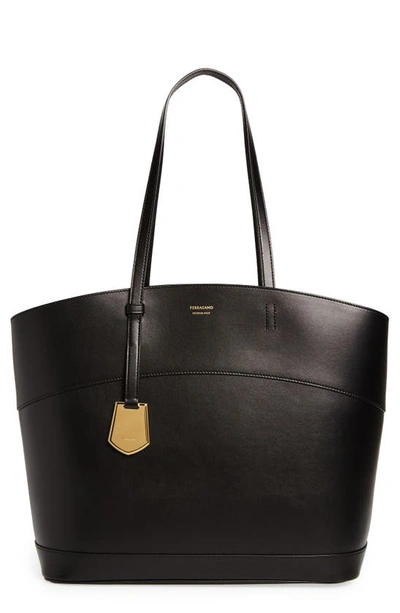 Ferragamo Medium Charming Leather Tote In Nero