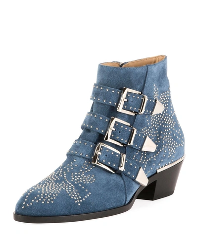 Chloé Suzanna Studded Suede Buckle Bootie In Sky