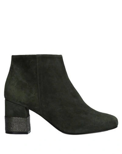 Anna F Ankle Boot In Military Green