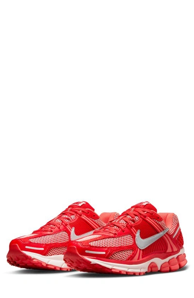 Nike Zoom Vomero 5 Prm Sneaker In University Red/ Silver