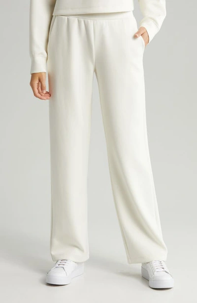 Zella Luxe Wide Leg Pocket Trousers In Ivory Egret