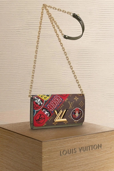 Louis Vuitton Twist Chain Wallet