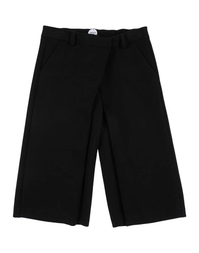 Parrot Casual Pants In Black