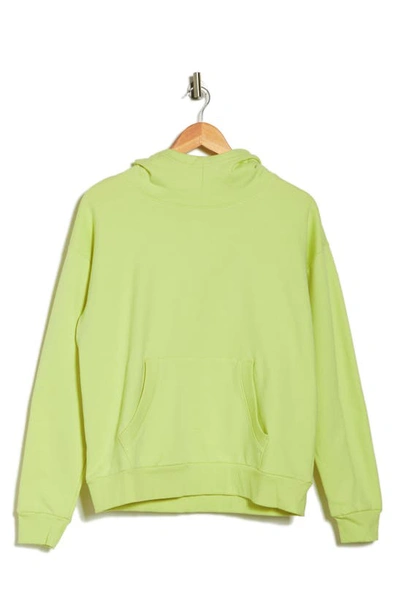 Z By Zella Freestyle Essential Pullover Hoodie In Green Calm