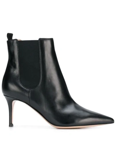 Gianvito Rossi Pointed Toe Boots In Black