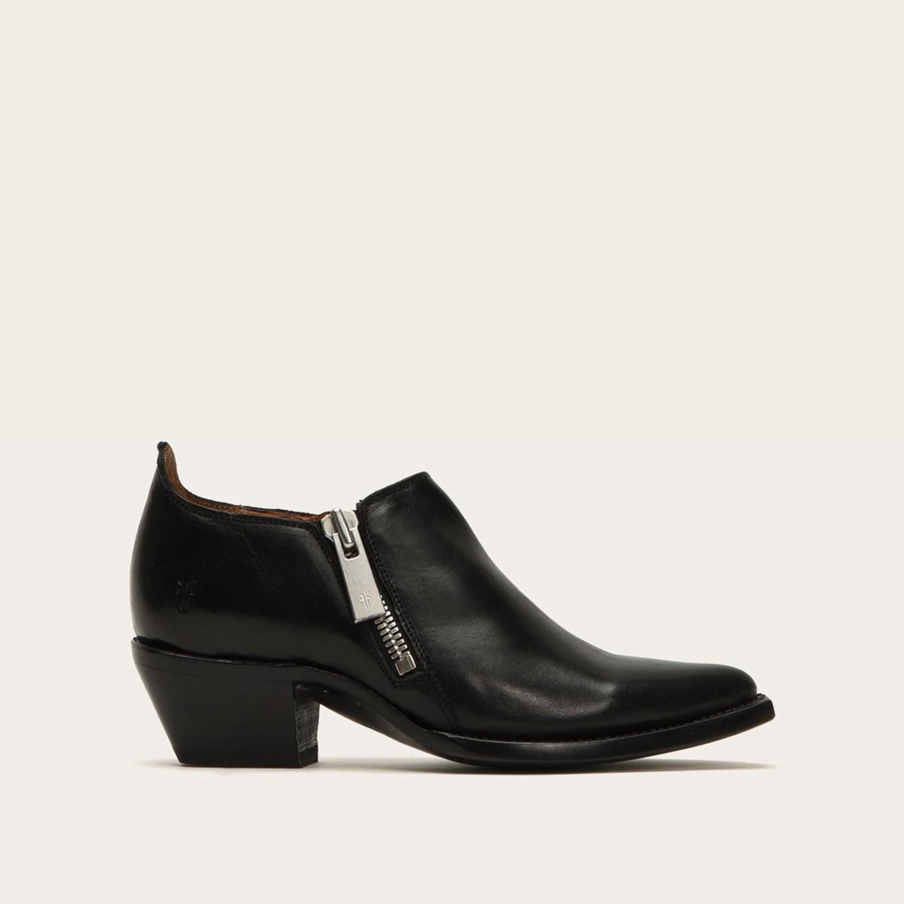 frye sacha zip shootie